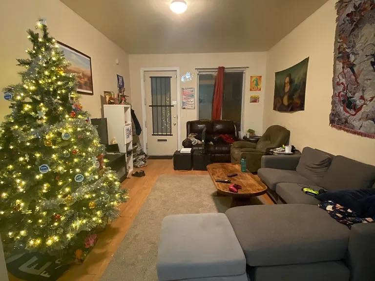 Room in shared apartment near Temple University