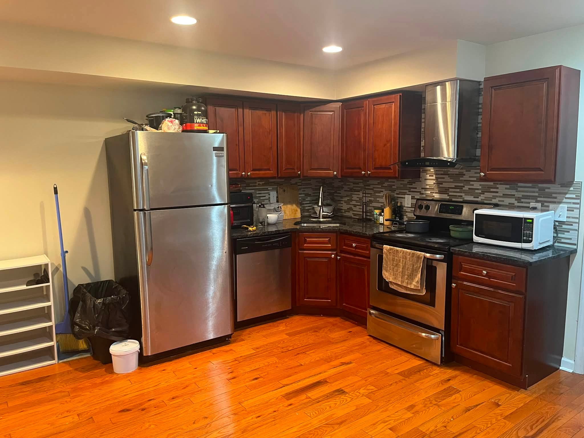 Room in shared apartment near University of Pennsylvania