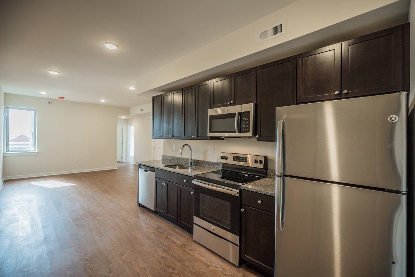 Room in shared apartment near Drexel University