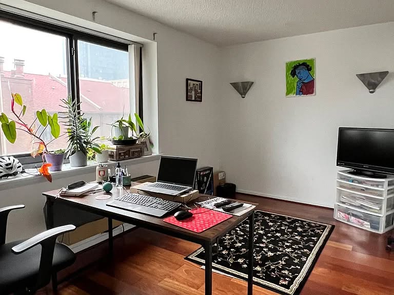 Room in shared apartment near University of Pennsylvania