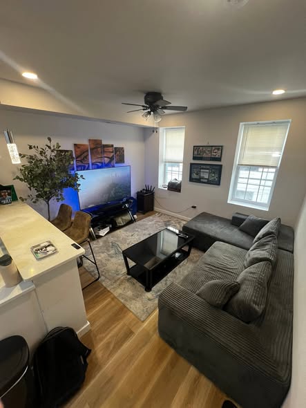 Room in shared apartment near Temple University