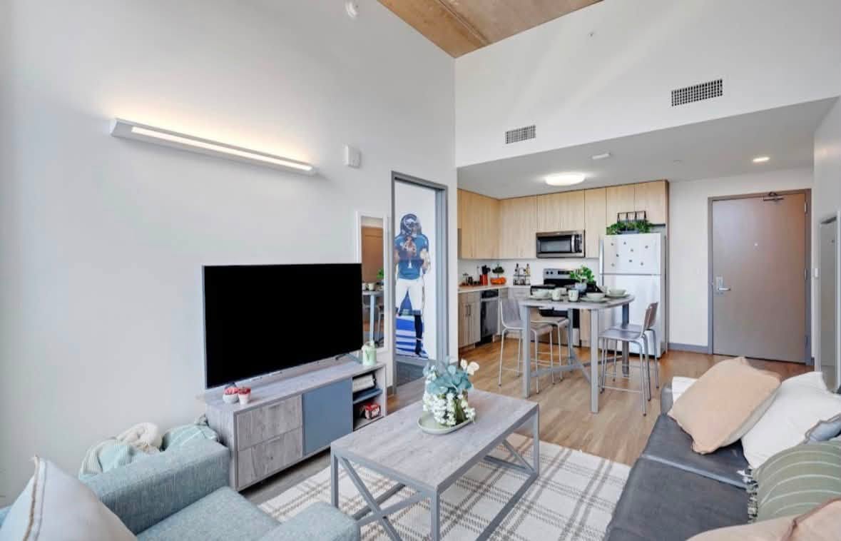 Lease takeover near Temple University