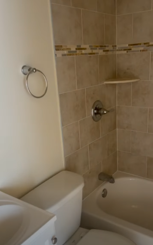 Room in shared apartment near Temple University