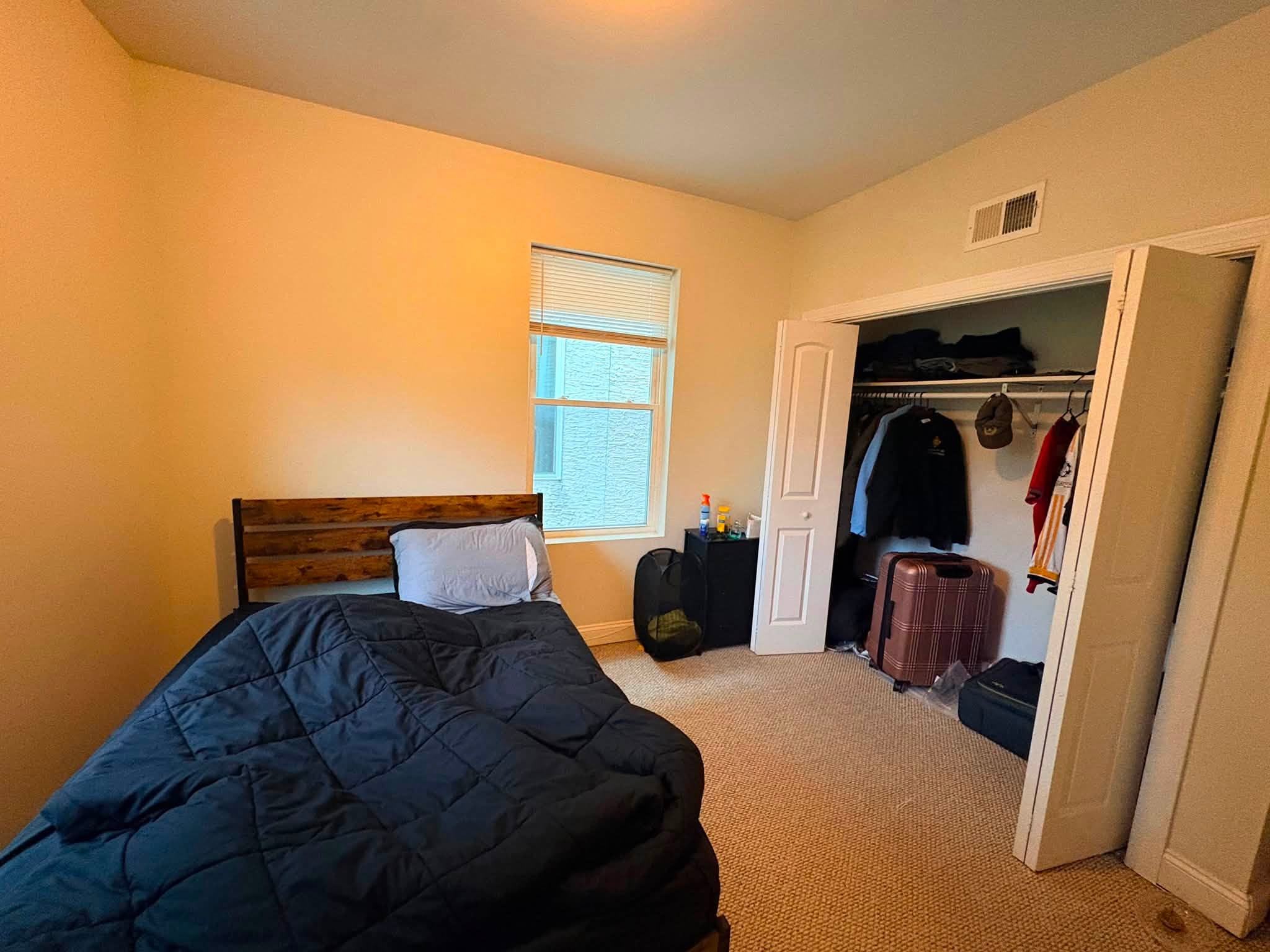 Room in shared apartment near University of Pennsylvania