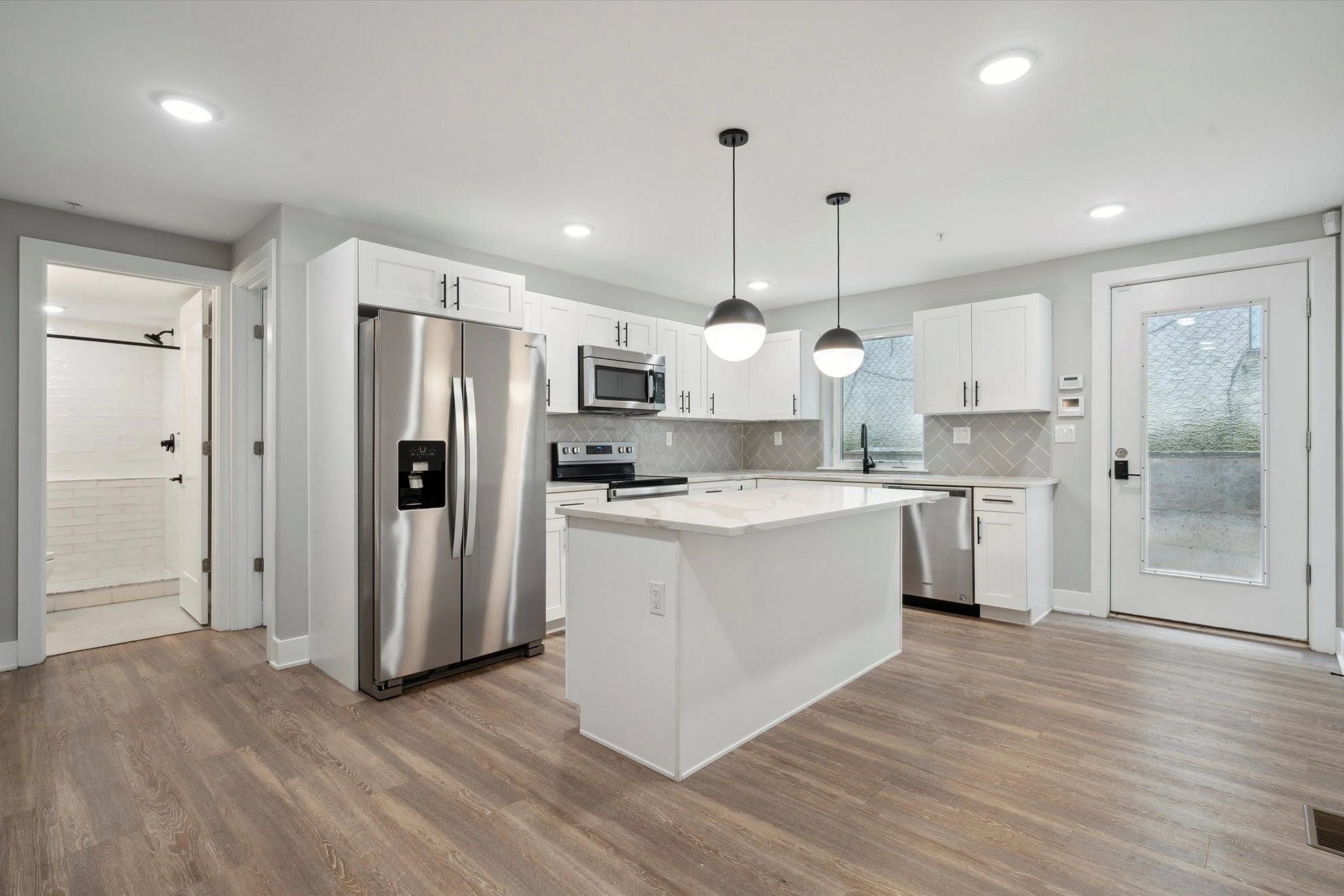 Room in shared apartment near Temple University