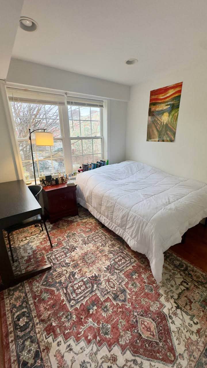 Room in shared apartment near University of Pennsylvania