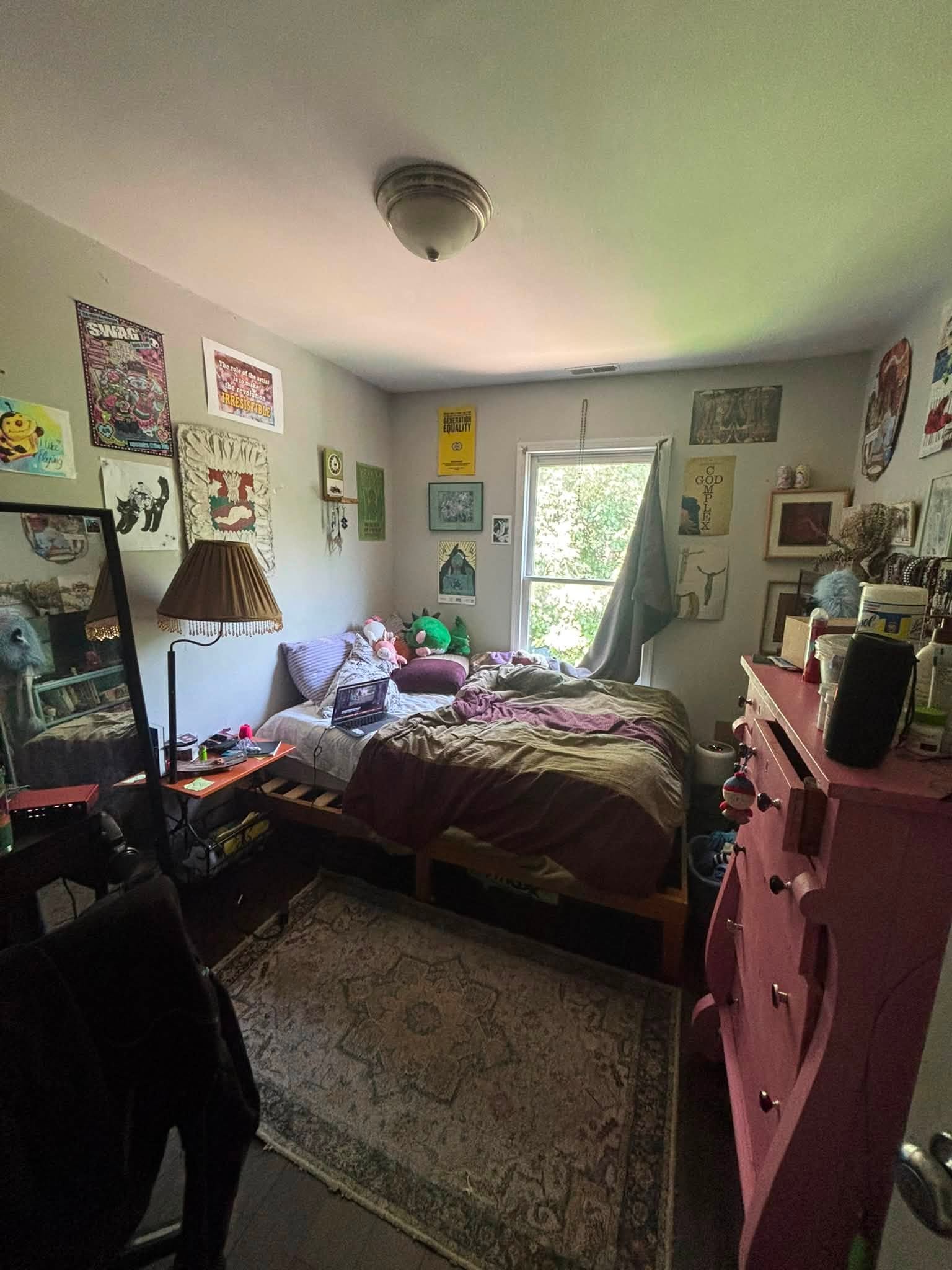 Room in shared apartment near Temple University