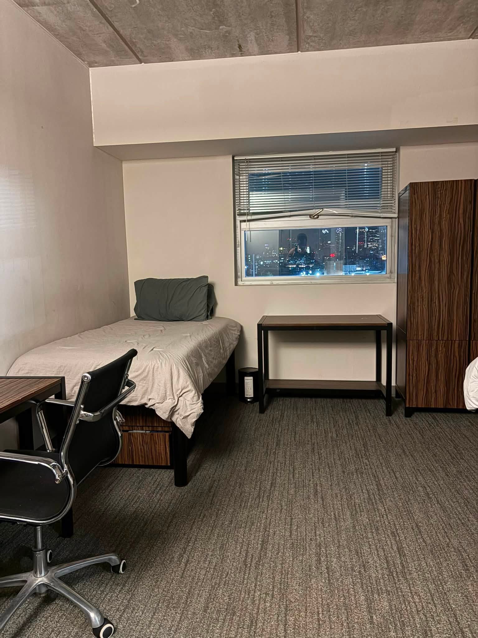 Lease takeover near Temple University